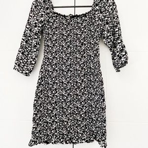 Abercrombie & Fitch Smocked Bodycon Dress size XXS